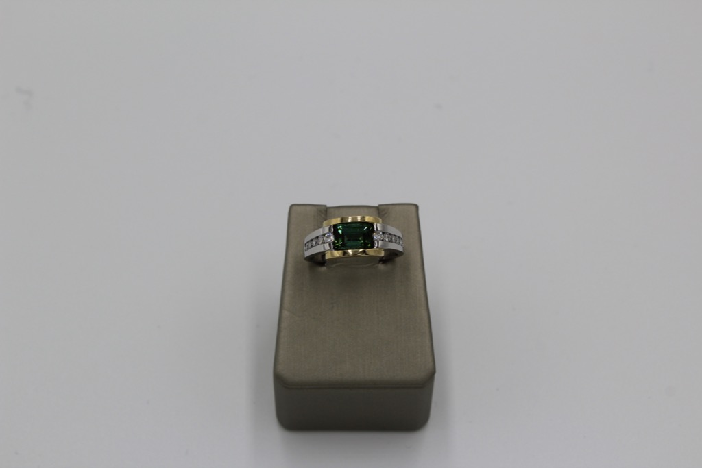 Bague or 14k, 30 point de diamants et tourmaline verte - X1583 - Nappert Metivier