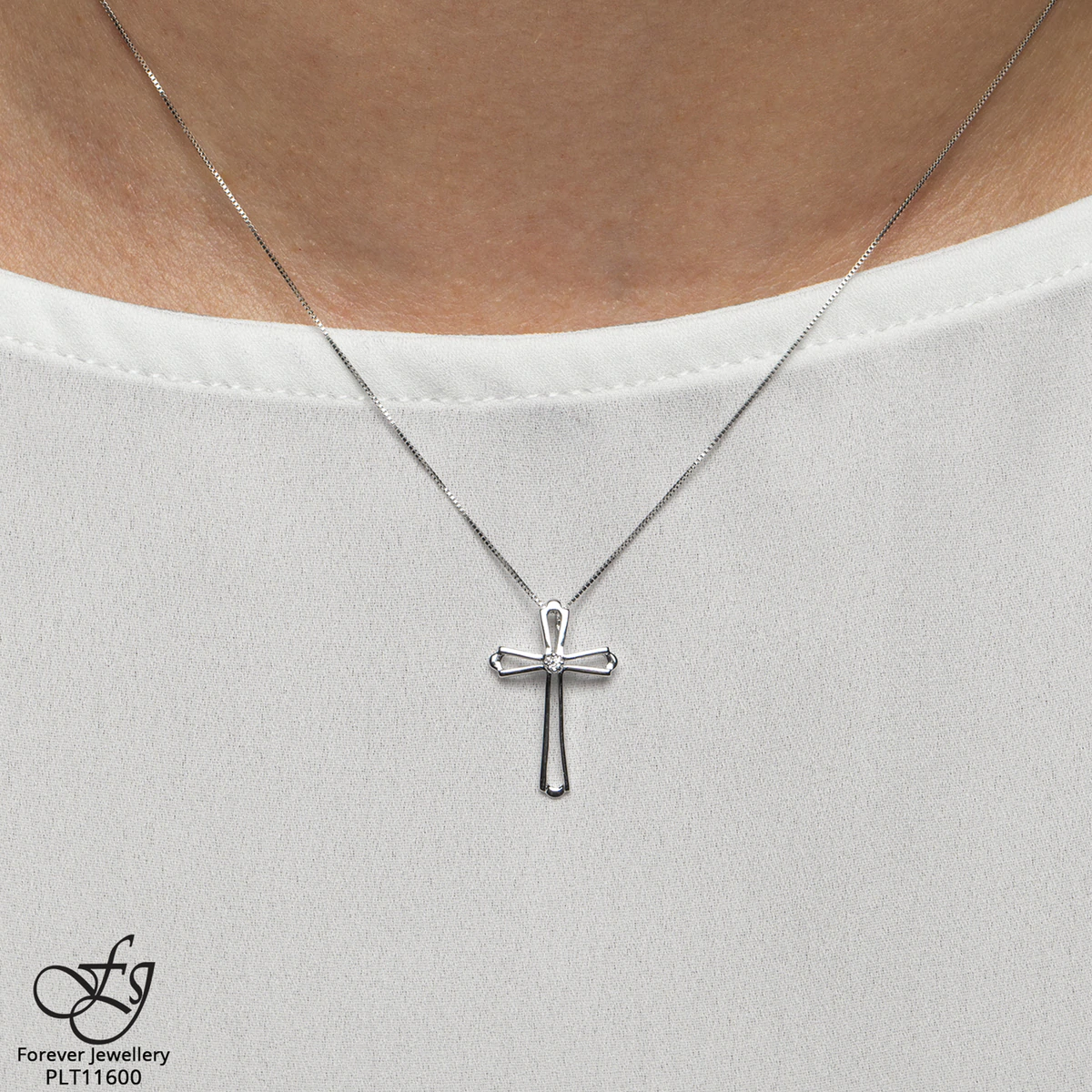 chaine et pendentif croix diamant - CH362 - Forever Jewellery